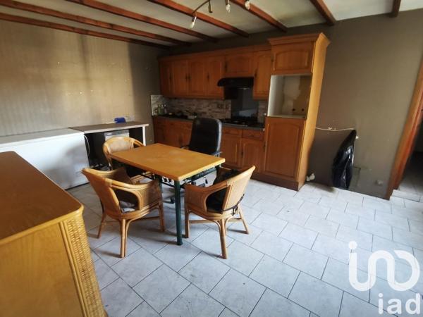 Maison 8 pièces de 150 m² à Bruay-la-Buissière (62700)