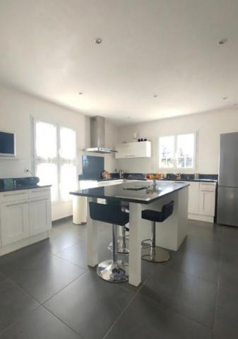 Magnifique maison familiale  de 4 chambres du constructeur BARRACO - Monnaie, à 10 min de Tours