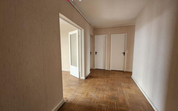 Appartement à vendre    5 pièces • 90,71 m2 Aulnay-sous-Bois
