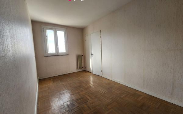 Appartement à vendre    5 pièces • 90,71 m2 Aulnay-sous-Bois
