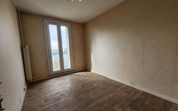 Appartement à vendre    5 pièces • 90,71 m2 Aulnay-sous-Bois