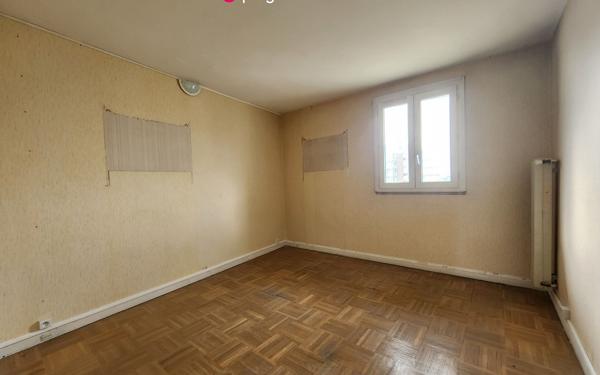 Appartement à vendre    5 pièces • 90,71 m2 Aulnay-sous-Bois