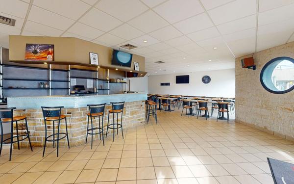 Immeuble à vendre    4 pièces •  Luc-la-Primaube