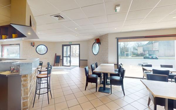 Immeuble à vendre    4 pièces •  Luc-la-Primaube