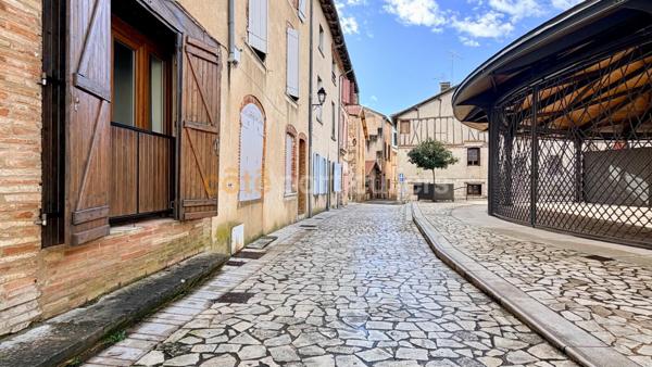 Location Appartement27,02 m² - 1 Pièce - CAUSSADE (82300)