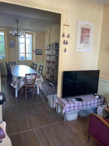 Immeuble en centre ville de Chatillon sur seine avec rendement locatif à 10 % net