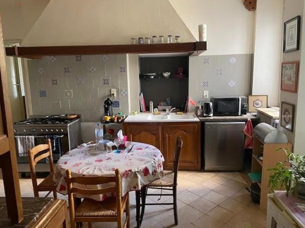 Immeuble en centre ville de Chatillon sur seine avec rendement locatif à 10 % net