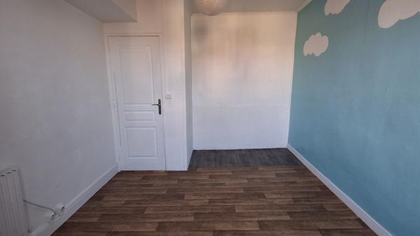 Appartement Crepy En Valois 3 pièce(s) 55.13 m2
