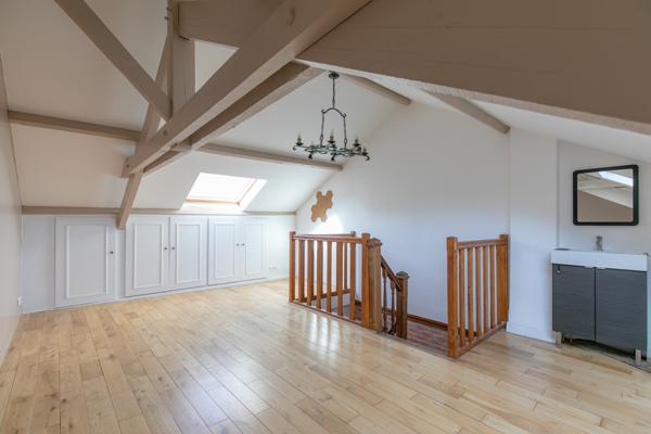 Maison 7 pièces - 144 m² Exclusivité efficity