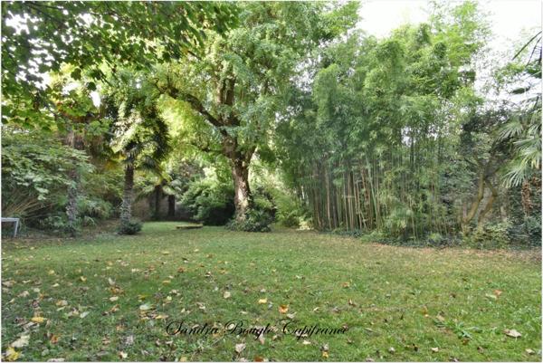 Maison à vendre 12 pièces LAVAL (53)