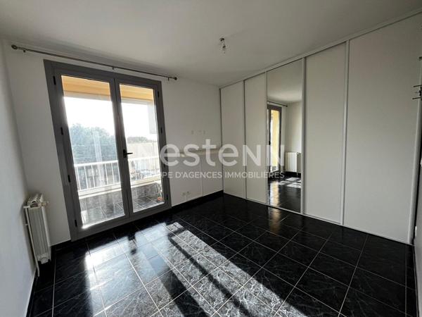 Appartement Les Pennes Mirabeau 3 pièce(s) 74 m2, 2 chambres, Loggia, proche des commodités, clé en main