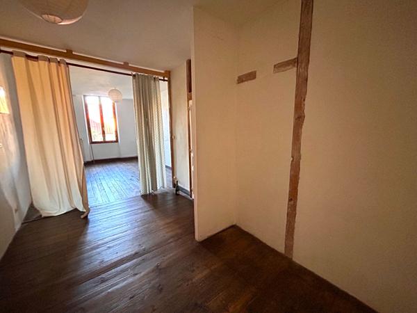 GRANDE MAISON DE VILLE DE CHARME AU C?UR DE PAMIERS AVEC TERRASSE ET VUE PYRÉNÉES