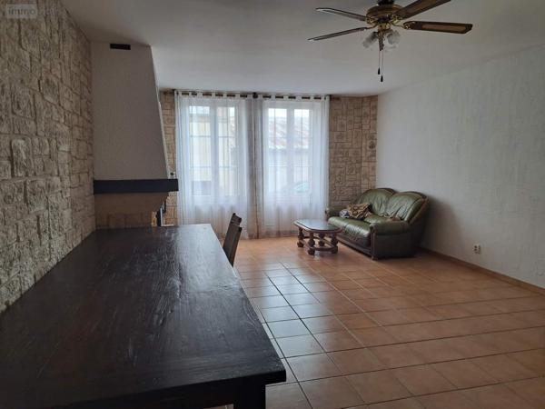 Maison à louer à Sézanne dans la Marne (51120), ref : 034/1301