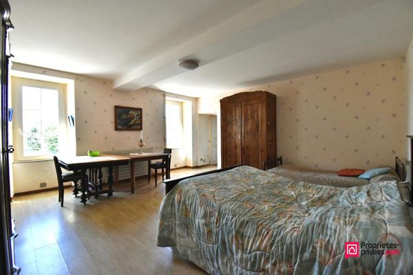 Maison  7 pièce(s) 150 m2