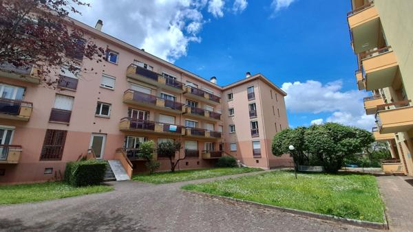 Location Appartement68,46 m² - 2 Pièces - RODEZ (12000)