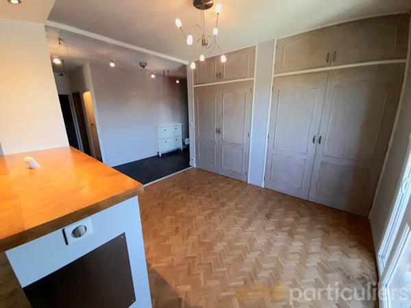 Location Appartement68,46 m² - 2 Pièces - RODEZ (12000)