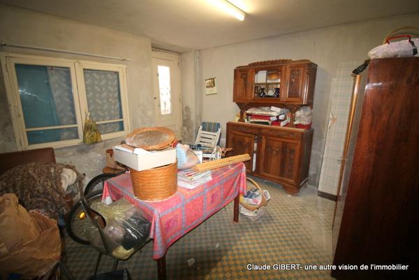 Mèze (34140) Maison de village T4 sur trois niveaux au coeur de Mèze