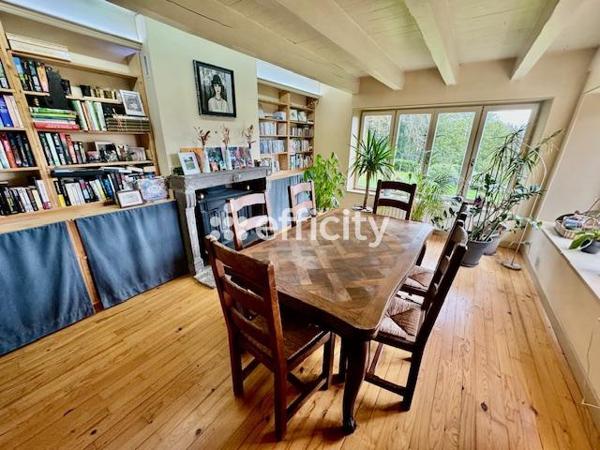 Maison 10 pièces - 282 m² Bien prestige