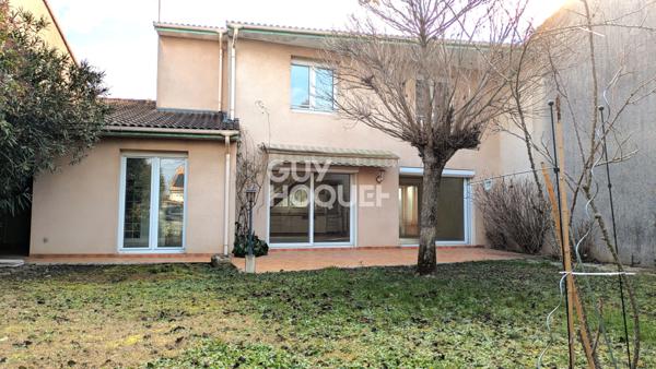 Maison à vendre à Valence - 5 pièces, 3 chambres, garage