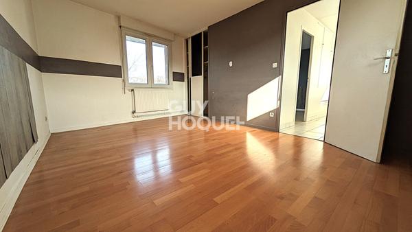 Maison à vendre à Valence - 5 pièces, 3 chambres, garage