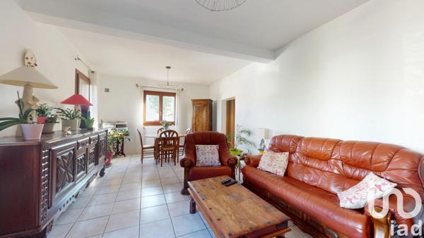 House for sale 5 rooms 130 m² Trappes
