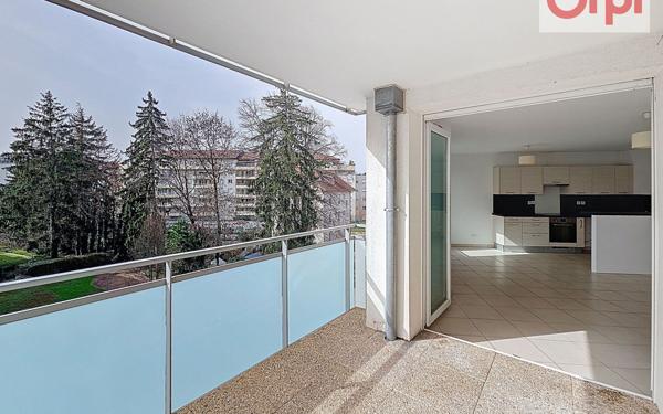 Appartement à vendre    3 pièces • 66,25 m2 Annemasse