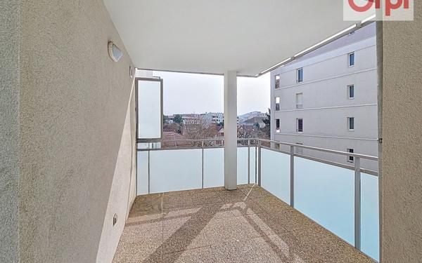 Appartement à vendre    3 pièces • 66,25 m2 Annemasse