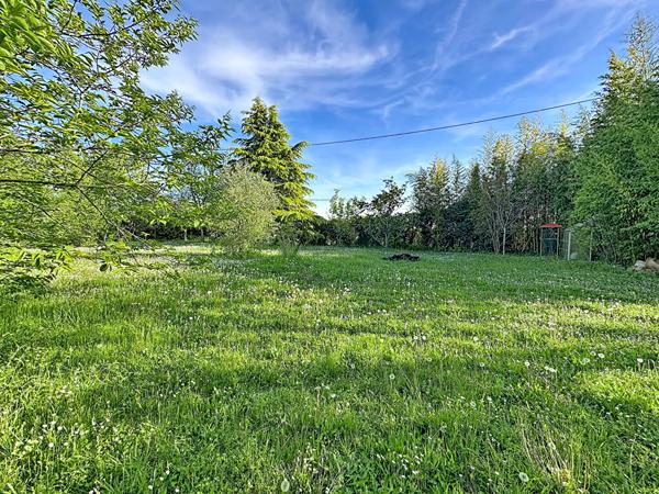 Terrain 801 m2