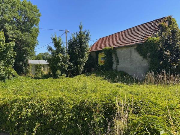 Saussy à 15 mn de Dijon nord grange à rénover