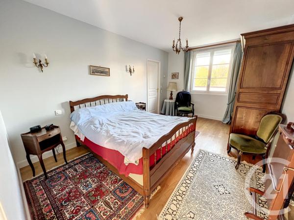 Appartement F6 à vendre  6 pièces - 194,88 m2 PROVINS - 77