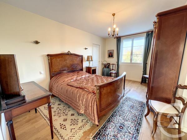 Appartement F6 à vendre  6 pièces - 194,88 m2 PROVINS - 77