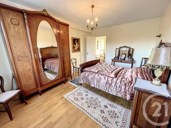 Appartement F6 à vendre  6 pièces - 194,88 m2 PROVINS - 77