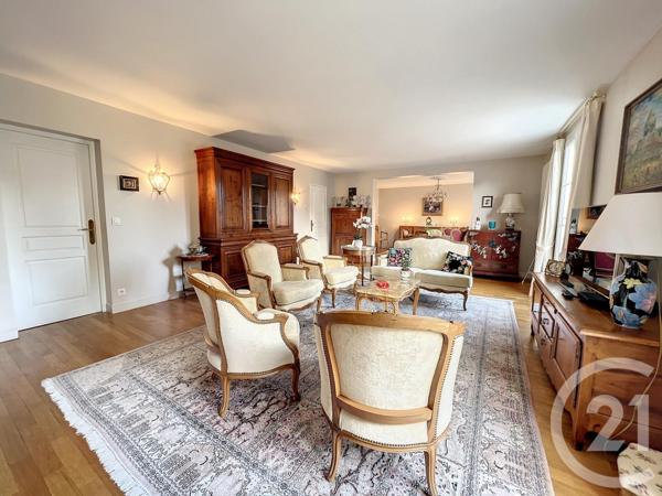 Appartement F6 à vendre  6 pièces - 194,88 m2 PROVINS - 77