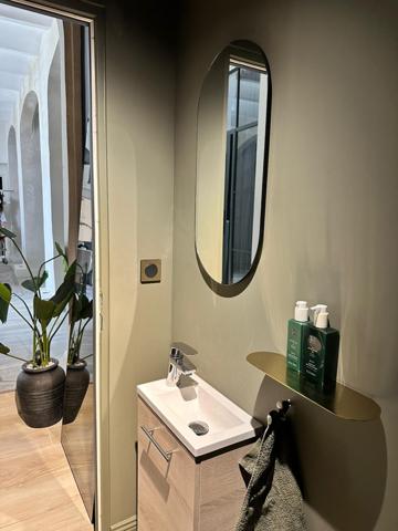 Avignon (84000) Appartement 96 m2 avec terrasse entièrement rénové et meublé