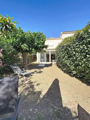 Vente                                                      Appartement
                        
                     2 pièces                      44 m2                     à Lumio