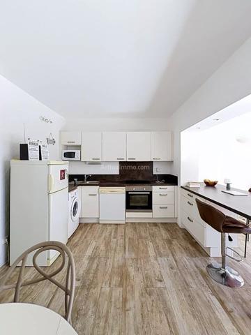 Vente                                                      Appartement
                        
                     2 pièces                      44 m2                     à Lumio