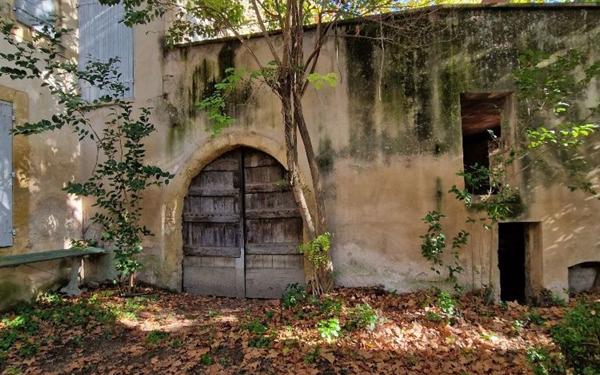 Maison à vendre    6 pièces •  Cadenet