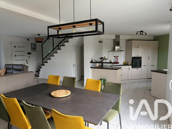 Maison à vendre 6 pièces 154 m² Abondant