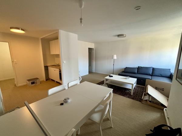 LOCATION 69100 VILLEURBANNE - APPARTEMENT T1 - meublé refait à neuf - proche écoles et transports - chauffage