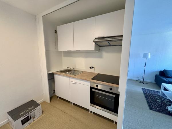 LOCATION 69100 VILLEURBANNE - APPARTEMENT T1 - meublé refait à neuf - proche écoles et transports - chauffage
