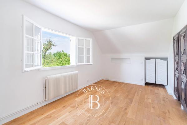 Saint-Germain-en-Laye, Maison 4 Chambres -  178 m² à vendre