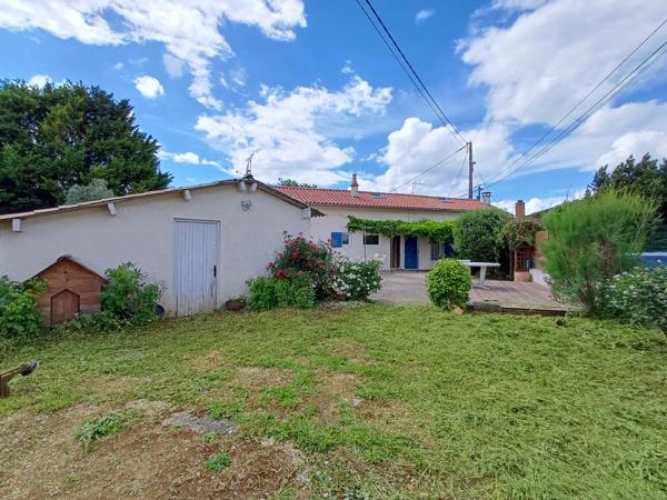 Location                                                      Maison
                        
                     4 pièces                      71 m2                     à Lhommaizé