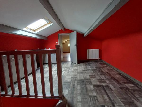 Location                                                      Maison
                        
                     4 pièces                      71 m2                     à Lhommaizé