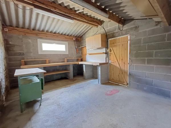 Location                                                      Maison
                        
                     4 pièces                      71 m2                     à Lhommaizé
