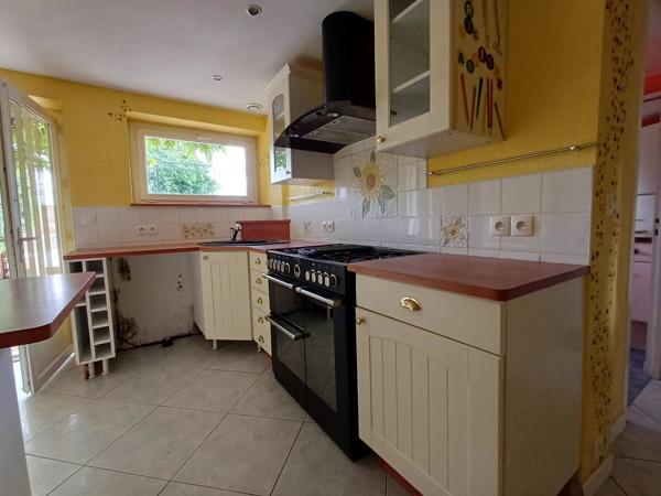 Location                                                      Maison
                        
                     4 pièces                      71 m2                     à Lhommaizé