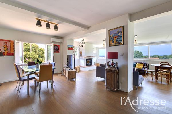 VESCOVATO Propriété de 1683 m² 2 villas avec piscine.