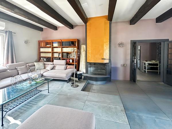 Maison à vendre |  Allauch |  7 pièces | 202,4 m²