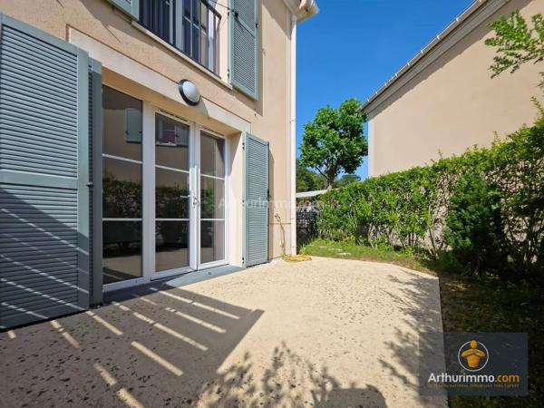Vente                                                      Appartement
                        
                     3 pièces                      69 m2                     à Lisses