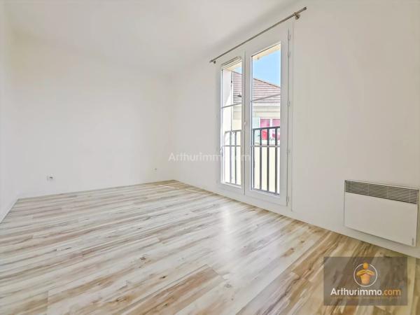 Vente                                                      Appartement
                        
                     3 pièces                      69 m2                     à Lisses