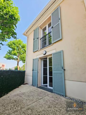 Vente                                                      Appartement
                        
                     3 pièces                      69 m2                     à Lisses